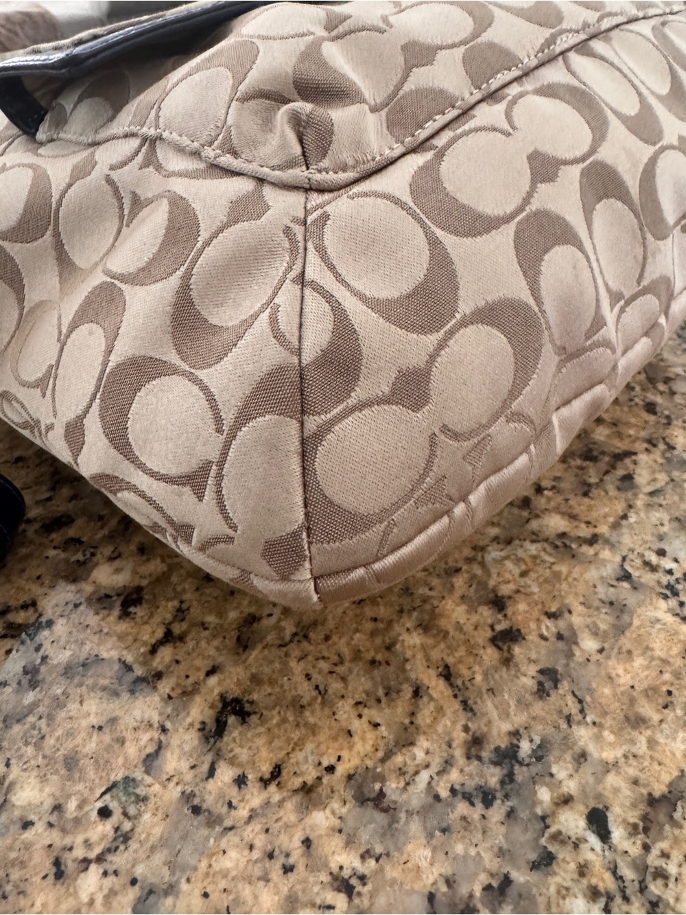 Coach F19232 Tan Signature Canvas Crossbody with Navy Trim - Picture 9 of 15